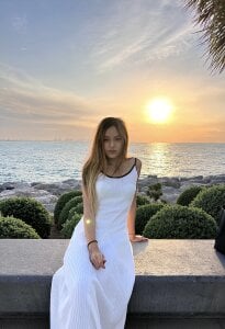 RenSato_ Public Pic 2