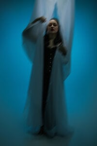 KatherineBondPublic图片 5