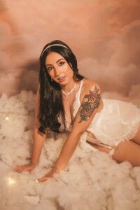 Emilywatsonn: fall from the sky  🤍 ( 5 фото)