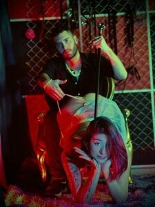 Master_kratos_and_Megan Public Gambar 9