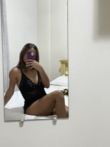 ItsMarinaRoseのPrazer, Marina 🫶🏼の 2枚の写真