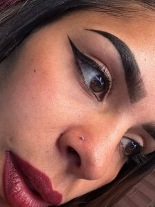 _chloe_1 Kiss me, touch me, make me yours, let's be one! 💖 slika 3