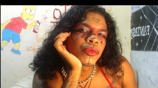 dariana_fire RED ME Pic 4