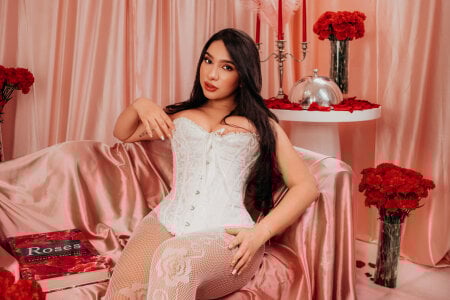 lyrabellini I wish you a romantic Valentine's Day by my side 💖 圖片 7