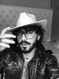 Mike_Parkerr Are you afraid of my lasso? Pic 9