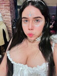 melaniecooperrlittle angel 😏🤭 Bild