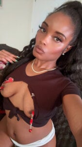 LanayaOnlineLil ol me Bild