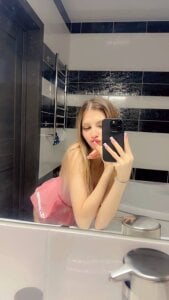 VikkyJane Public Billede 5