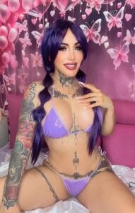 Layla-Wattson MILF SEXY Gambar 2