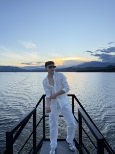 Ethan de Ethan_zoe  7 photos