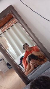 isabel_zara Public Pic 3