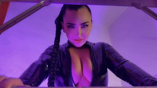 Evangeline_Taylorr Risk Zone😈🔥 Pic 2