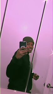 Shyguycharlie26 Public Pic 4