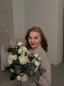 DonnaSmith trying to be cute Pic 3