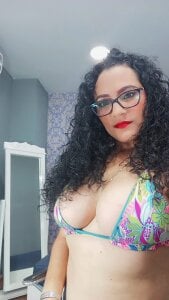 Bianca_slut1 Public Pic 4