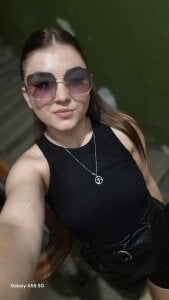 MieaHeldert Public Pic 8