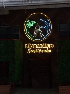 Amberle-xxx Public Pic 5