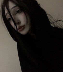 cupcakevice Black lace hearts Pic 3