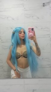 Barbieteeen girl blue 圖片