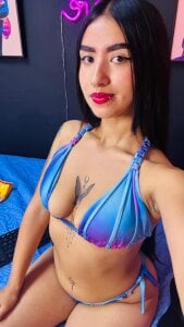 dark_dreams_ I sit on your legs? ♥ Pic 3