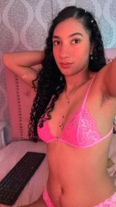 emma_scott_7のCute and sexy🌸💖の 5枚の写真