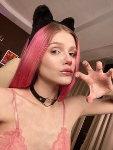 Gretchen_Mol kitty^^ Pic 7