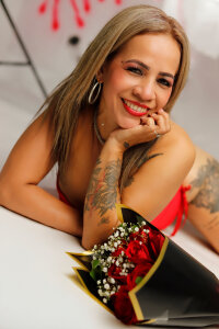 Alisson_Milf kullanıcısının Sorpresa albümü -  4 fotoğraf