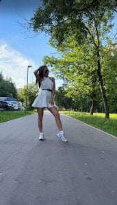 DeanneHenagan Public Pic 2