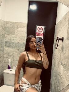 scarlett_rose_1 Helloooo Pic