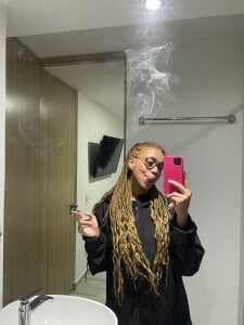 Sassha_ferrer🤓🩶 Bild 9