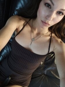 ElwynaBrickell Public Pic 9