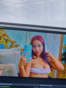 LucyLeah sexy me Pic 3