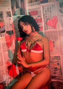 Gina_foxxx Happy day of love and friendship ♥  4টি ছবি