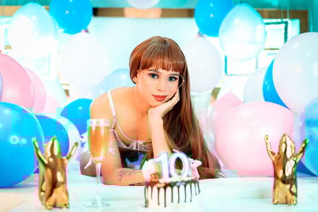 Samantha_Bernardo 10k im so happy!! Pic 3