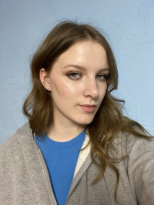 KesseyBroown Public Foto 4