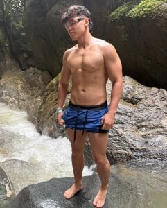 jhoumod_21_ a little about me 😎 Pic