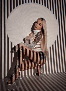 HannaConnor_ Typographic eroticism Immagine 