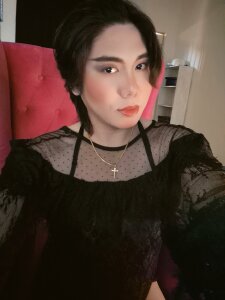 GoldenTs69 Random Pic 4