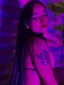 AmelieRose69 dare to play with me🔥😏 Pic 3