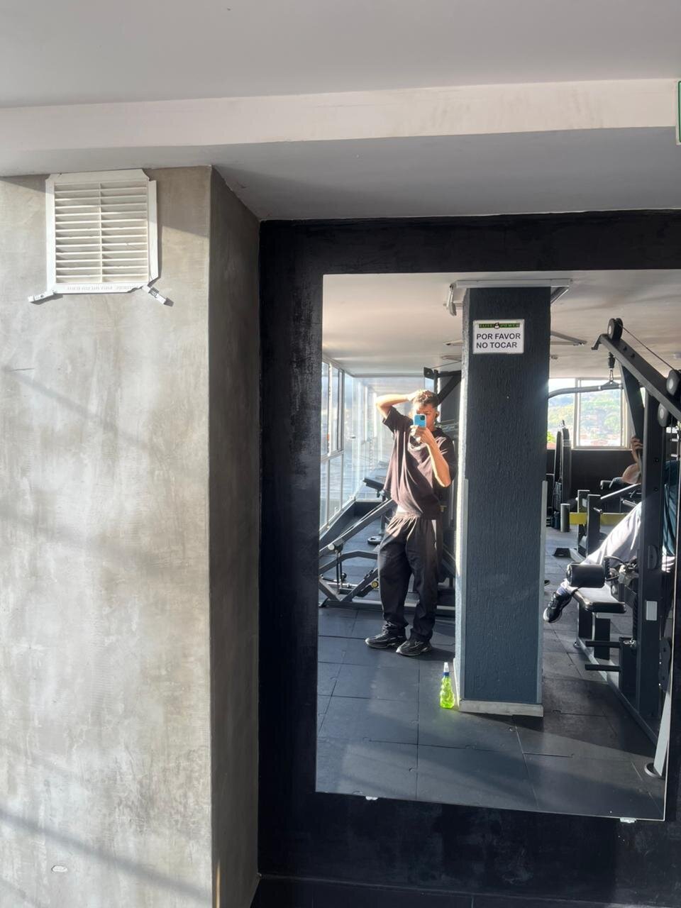 Lewis_hotboy Poză populară 4458