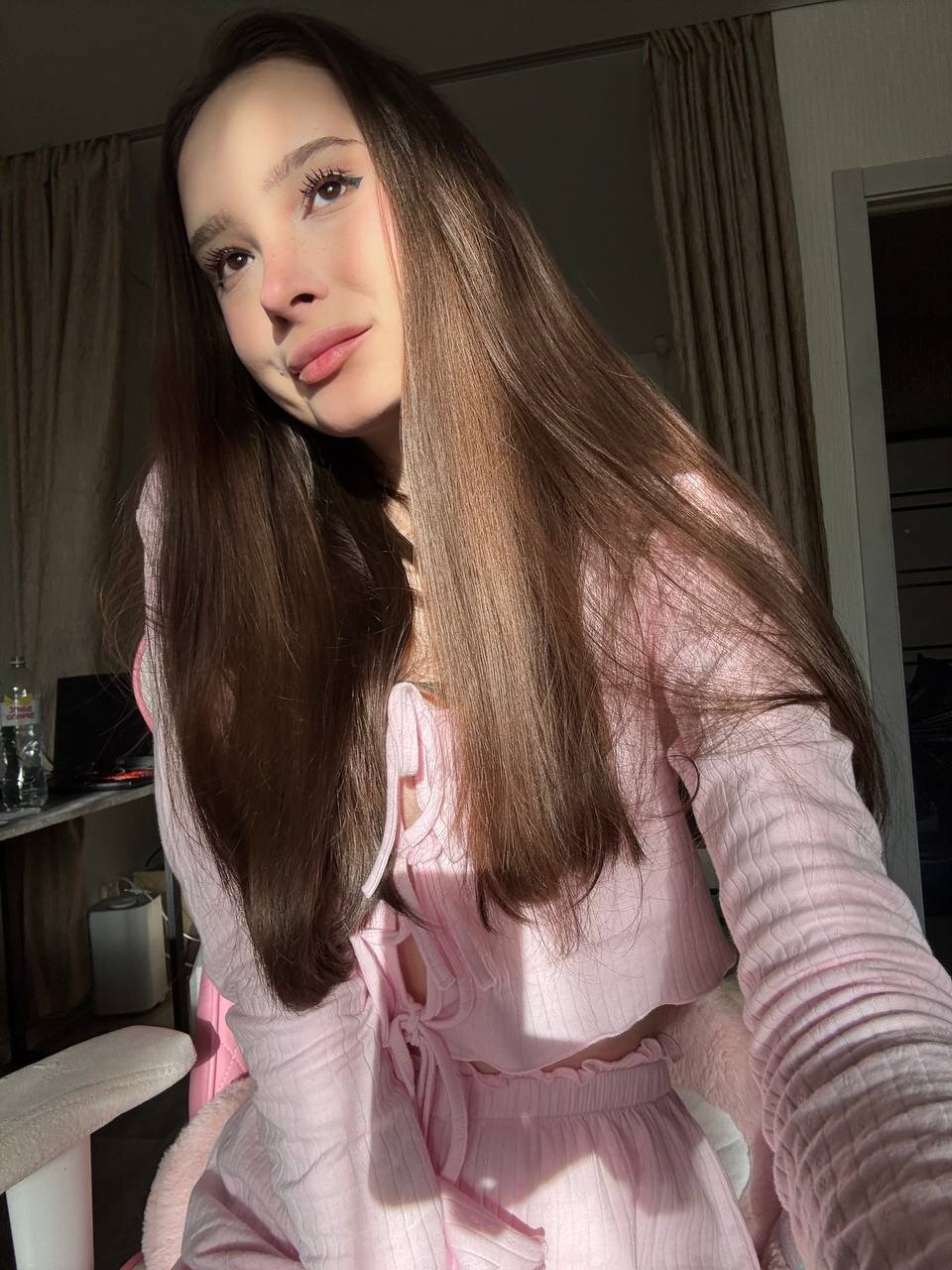 Twulya Trending Pic 1085