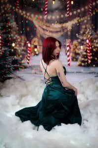 laura_olssen 🎄MERRY XMAS🎄 Pic 3