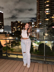 olivia_2326 Public Pic 5