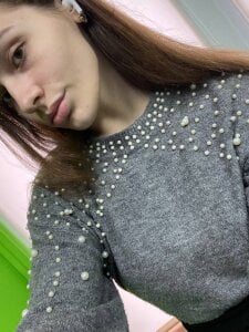 It's me 🤭 de Kriss_beauty  3 photos