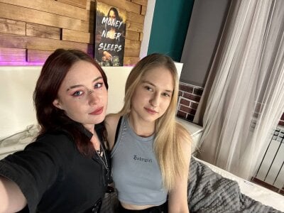 Two_bbgirls <3 Pic 4