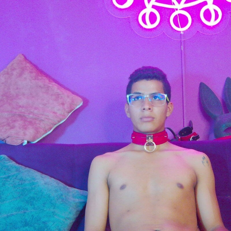 Noah_Greenhartt Právě oblíbené foto 1914