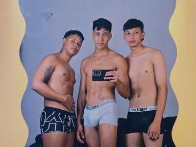 MaelSebasAndRobert1 Mael ⭐Sebas ⭐ Robert Pic