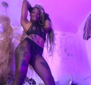 kiaratentation THUESDAY OF CRAZY🔥 Bilde 4