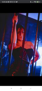 Anni_Messy Public Pic 2