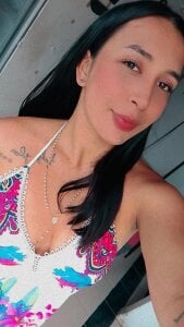 NatashaRoss_t Public Pic 5